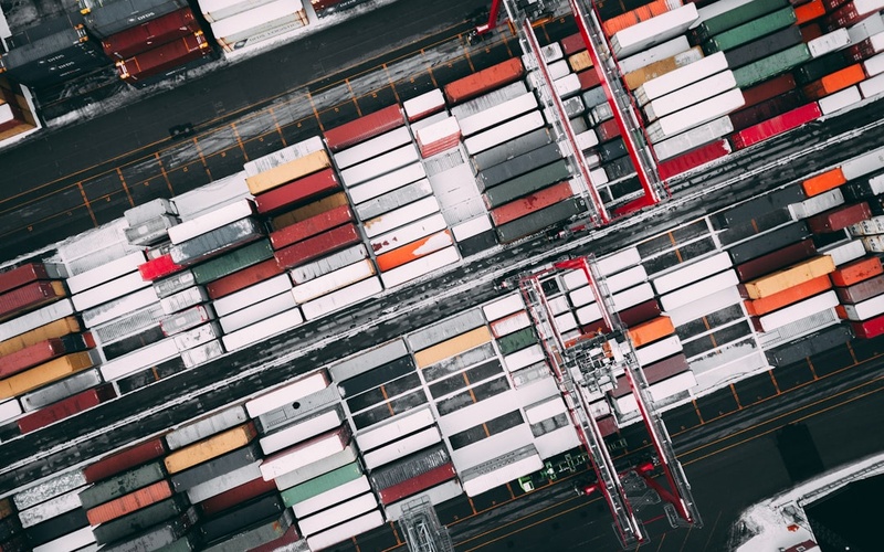 Supply chain tracking dashboard displaying real-time logistics and blockchain verification system